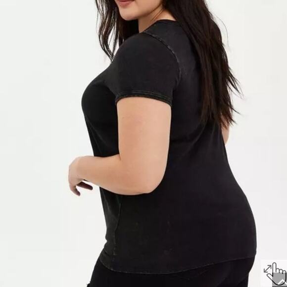 Torrid 3 (3X) Disney Haunted Mansion Madame Leota Tie Front Punk Gothic T Shirt - Picture 3 of 4